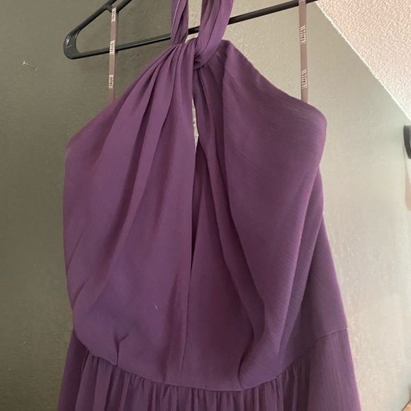 Amethyst, Vera Wang White Bridesmaid collection, halter, chiffon, size 10 - Picture 8 of 16